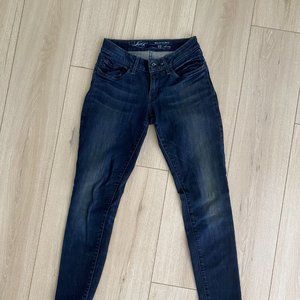 Levi's Dark Blue Skinny Jeans Bold Curve Size 27